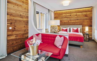 Accommodation:&nbsp;Juniorsuite Bis zu 4 P &Wellnessbereich 900.2