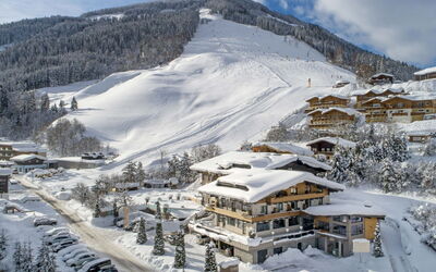 Saalbach-Hinterglemm 900