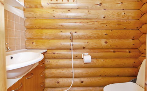 Kaakkuri: Wood, House, Snow, Cottage, Home, Winter, Roof, Freezing, Siding, Slope