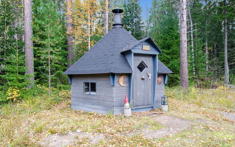 Kaakkuri: Wood, House, Snow, Cottage, Home, Winter, Roof, Freezing, Siding, Slope