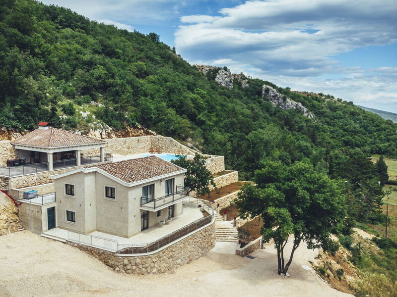 Luxury Villa Borak