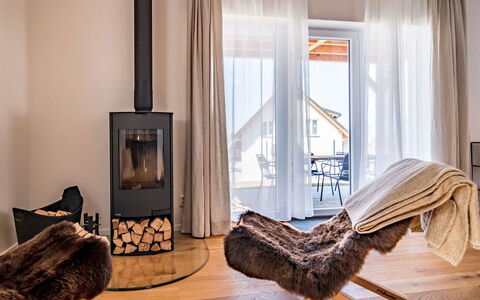 Lakeside Village 42: Furniture, Comfort, Building, Wood, Flooring, Curtain, Interior Design, Floor, House, Laminate Flooring