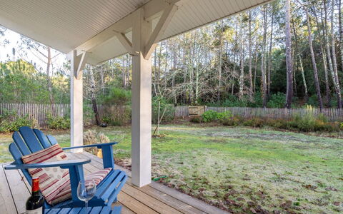 Hibiscus 4: Plant, Plant Community, Shade, Tree, Porch, Wood, Grass, Cottage, Landscape, Leisure