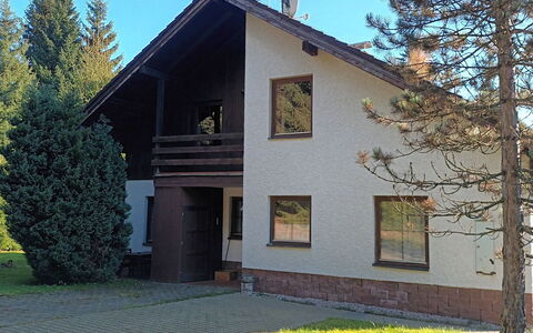 Harrachov 637: Plant, Sky, Building, Property, Window, House, Tree, Architecture, Land Lot, Cottage
