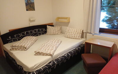 Accommodation:&nbsp;Compact Mountain Base 637.2