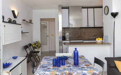 Accommodation:&nbsp;Riviera Park 703.8