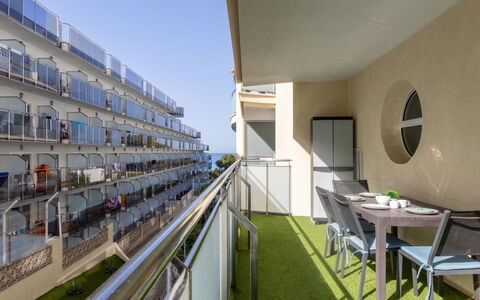 Accommodation:&nbsp;Calafont 712.3