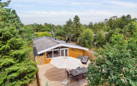 Roir - 250M from the Sea: House, Cottage, Roof, Garden Buildings, Shade, Shed, Backyard, Outdoor Furniture, Yard, Lawn