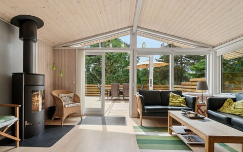 Roir - 250M from the Sea: Furniture, Flooring, Interior Design, Wood, Floor, Couch, Ceiling, Living Room, Chair, Home