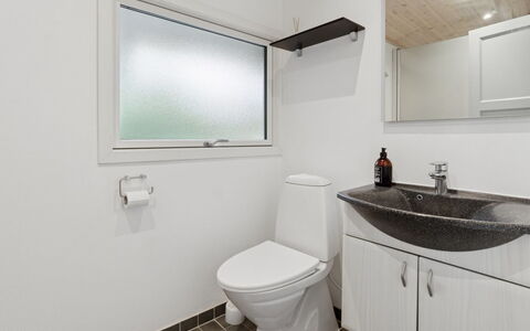 Roir - 250M from the Sea: Plumbing Fixture, Sink, Bathroom, Toilet Seat, Bathroom Sink, Flooring, Toilet, Floor, Interior Design, Tap