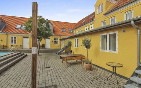 Thyrne - 500M from the Sea: Grass, Grassland, Land Lot, Cottage, Rural Area, Meadow, Garden Buildings, Garden, Shed