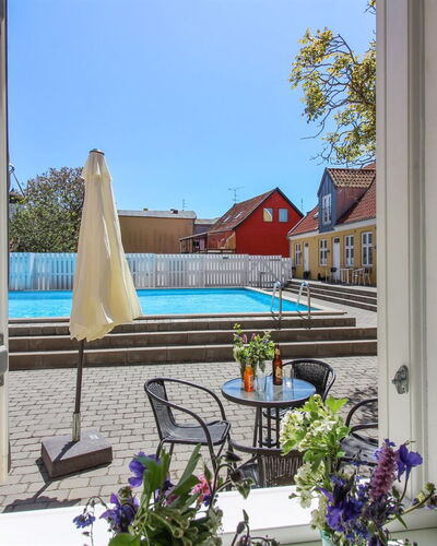Thyrne - 500M from the Sea