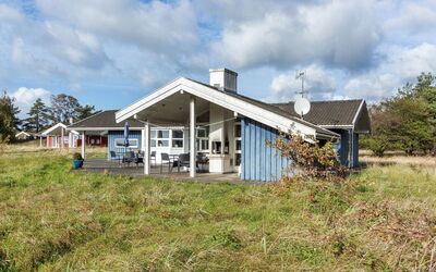 Kajsa - 50M from the Sea