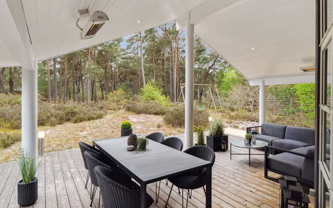 Bergulv - 75M from the Sea: Wood, Furniture, Apartment, Room, Ceiling, Wood Stain, Chair, Hardwood, Varnish, Lumber