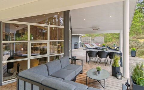 Bergulv - 75M from the Sea: Wood, Furniture, Apartment, Room, Ceiling, Wood Stain, Chair, Hardwood, Varnish, Lumber