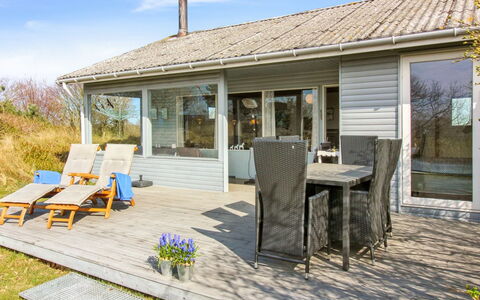 Bondi - 150M from the Sea: Wood, Furniture, Apartment, Room, Ceiling, Wood Stain, Chair, Hardwood, Varnish, Lumber