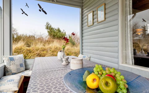 Bondi - 150M from the Sea: Wood, Furniture, Apartment, Room, Ceiling, Wood Stain, Chair, Hardwood, Varnish, Lumber