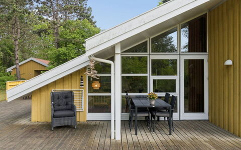 Ailen - 500M from the Sea: Wood, House, Cottage, Home, Roof, Rural Area, Siding, Log Cabin, Garden Buildings, Hardwood