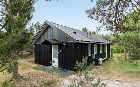 Hilje - 350M from the Sea: Furniture, Interior Design, Chair, Flooring, Table, Resort, Floor, Ceiling, Room, Eco Hotel