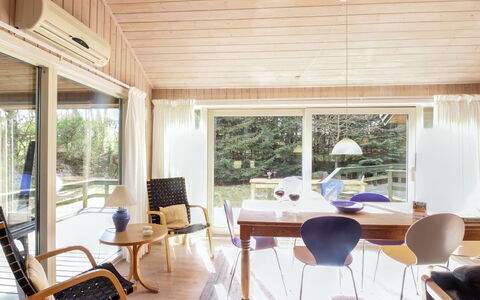 Adelbrand - 400M from the Sea: Wood, House, Cottage, Home, Roof, Rural Area, Siding, Log Cabin, Garden Buildings, Hardwood
