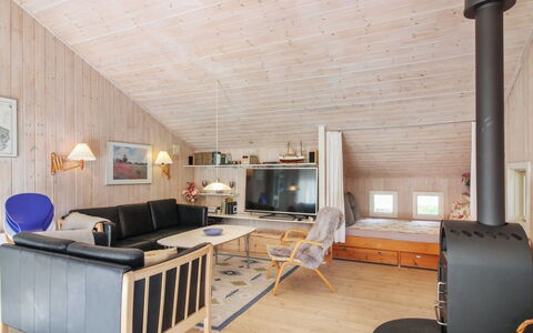 Adelbrand - 400M from the Sea: Wood, House, Cottage, Home, Roof, Rural Area, Siding, Log Cabin, Garden Buildings, Hardwood
