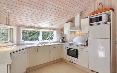 Adelbrand - 400M from the Sea: Wood, House, Cottage, Home, Roof, Rural Area, Siding, Log Cabin, Garden Buildings, Hardwood