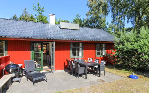 Oisin - 150M from the Sea: House, Cottage, Roof, Home, Door, Garden, Yard, Shade, Backyard, Garden Buildings