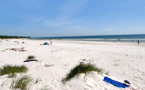 Oisin - 150M from the Sea: Sky, Blue, Natural Environment, Beach, Horizon, Coast, Coastal And Oceanic Landforms, Summer, Cloud, Sea
