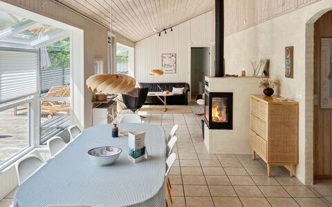 Ila - 500M from the Sea: Grass, Grassland, Land Lot, Cottage, Rural Area, Meadow, Garden Buildings, Garden, Shed