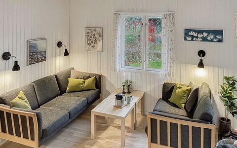Alde - 300M from the Sea: Wood, Furniture, Flooring, Floor, Interior Design, Home, Living Room, Wood Flooring, Room, Wood Stain