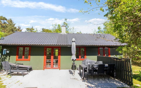 Franzine - 200M from the Sea: Cottage, Garden, Siding, Garden Buildings, Shade, Yard, Backyard, Lawn, Farmhouse, Landscaping
