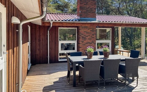 Gaja - 1Km from the Sea: Wood, Porch, Furniture, Wood Stain, Home, Door, Outdoor Furniture, Hardwood, Floor, Deck
