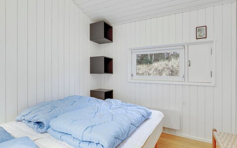 Gaja - 1Km from the Sea: Wood, Bedroom, Bed, Interior Design, Ceiling, Floor, Flooring, Bed Sheet, Bedding, Home