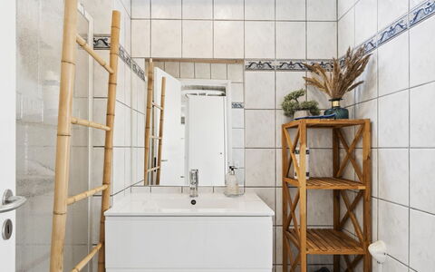 Blakke - 250M from the Sea: Flooring, Floor, Interior Design, Tile, Plumbing Fixture, Room, Bathroom, Plumbing, Tap