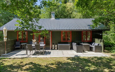 Blakke - 250M from the Sea