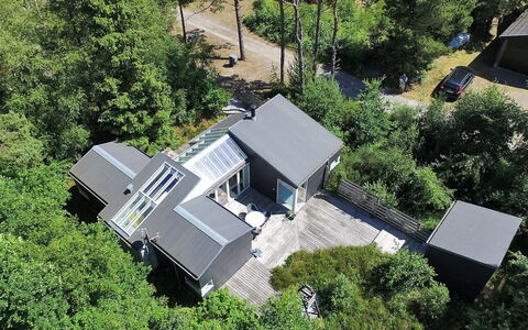 Muriel - 150M from the Sea: Wood, House, Cottage, Home, Roof, Rural Area, Siding, Log Cabin, Garden Buildings, Hardwood