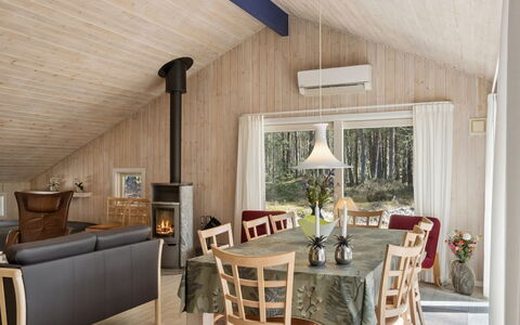 Sylvia - 900M from the Sea: Wood, Roof, Architecture, Home, House, Cottage, Siding, Hardwood, Slope, Estate
