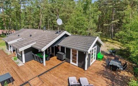 Signe - 850M from the Sea: Home, Cottage, Siding, Hardwood, Shade, Plank, Design, Estate, Porch, Deck
