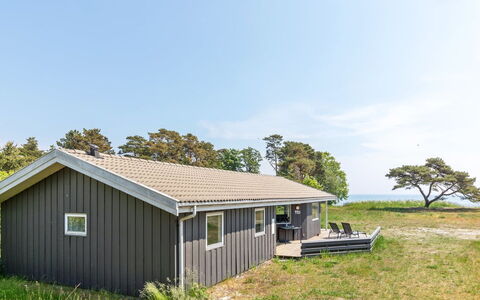 Botolphus - 20M from the Sea: House, Cottage, Roof, Garden Buildings, Shade, Shed, Backyard, Outdoor Furniture, Yard, Lawn