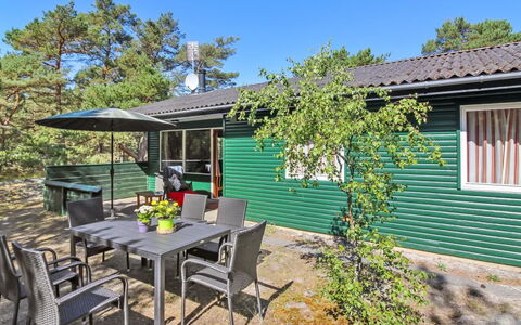 Michel - 300M from the Sea: Wood, House, Cottage, Home, Roof, Rural Area, Siding, Log Cabin, Garden Buildings, Hardwood