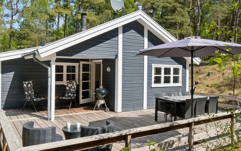 Hallgerd - 800M from the Sea: Wood, House, Cottage, Home, Roof, Rural Area, Siding, Log Cabin, Garden Buildings, Hardwood