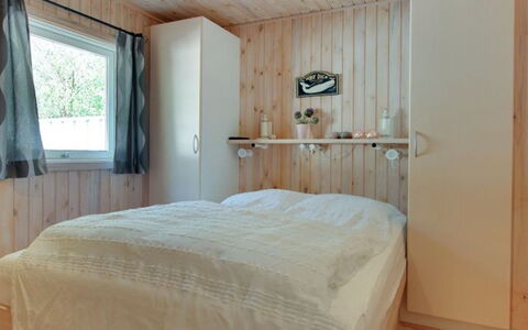 Minka - 1.5Km from the Sea: Bedroom, Wood, Bed, Flooring, Interior Design, Bed Sheet, Floor, Furniture, Bedding, Ceiling