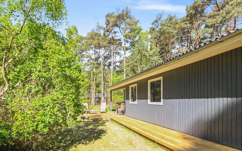 Mikkelina - 700M from the Sea: Building, House, Window, Home, Roof, Residential Area, Shrub, Cottage, Land Lot