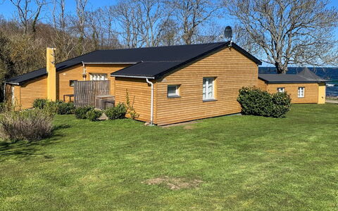 Alfred - 25M from the Sea: Home, Cottage, Porch, Siding, Farmhouse, Outdoor Structure