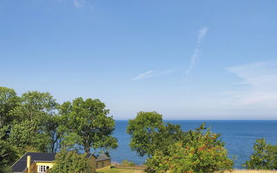Alfred - 25M from the Sea