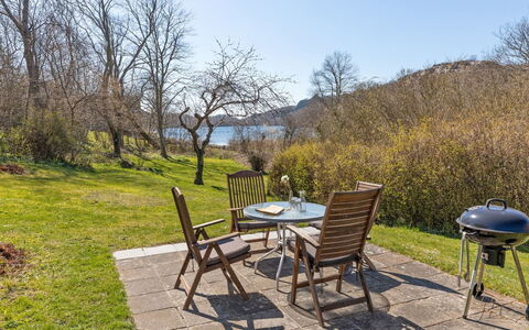 Anina - 400M from the Sea: Wood, House, Cottage, Home, Roof, Rural Area, Siding, Log Cabin, Garden Buildings, Hardwood