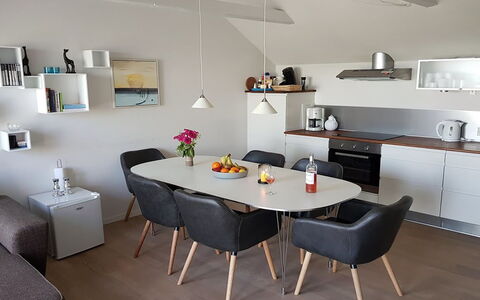 Thorsten - 500M from the Sea: Wood, House, Cottage, Home, Roof, Rural Area, Siding, Log Cabin, Garden Buildings, Hardwood