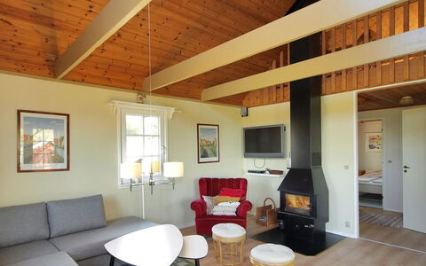 Spurgh - 250M from the Sea: Wood, House, Cottage, Home, Roof, Rural Area, Siding, Log Cabin, Garden Buildings, Hardwood
