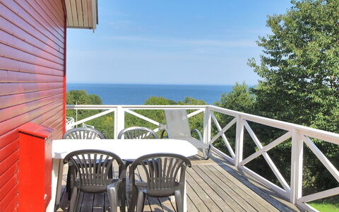 Iikka - 300M from the Sea: Wood, House, Cottage, Home, Roof, Rural Area, Siding, Log Cabin, Garden Buildings, Hardwood