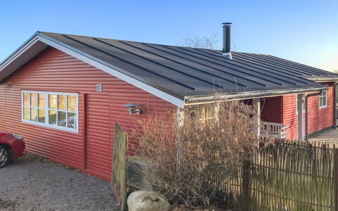 Iikka - 300M from the Sea: Wood, House, Cottage, Home, Roof, Rural Area, Siding, Log Cabin, Garden Buildings, Hardwood